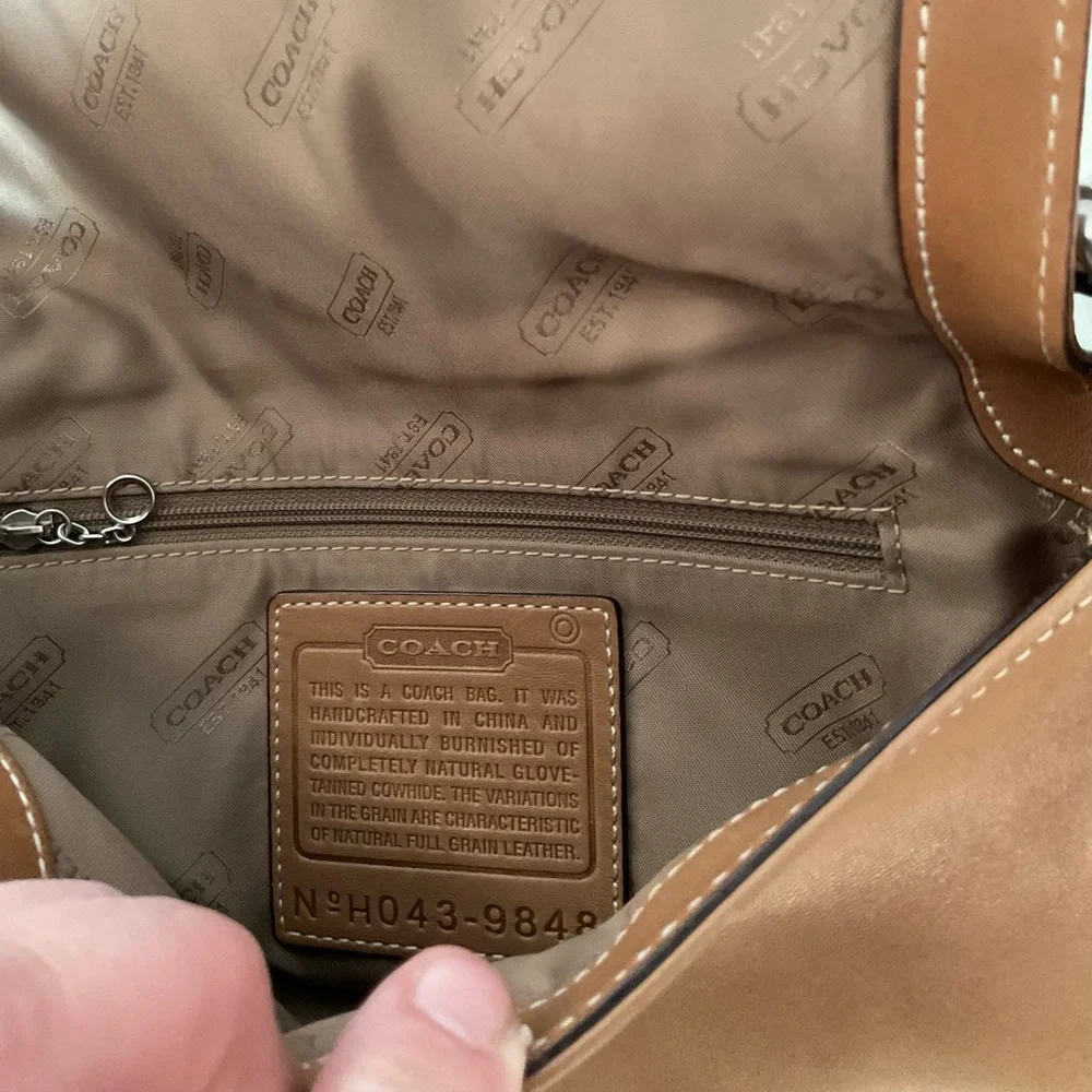 VTG y2k Coach Legacy Crossbody H043-9848 Supple Cow Hide Tan Leather  Clean ! - Picture 2 of 7